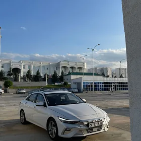 Hyundai Elantra 2026