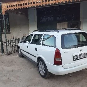 Opel Astra 2001
