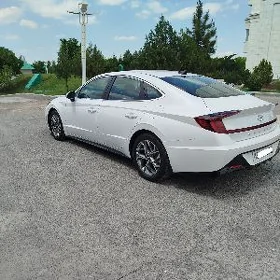 Hyundai Sonata 2022