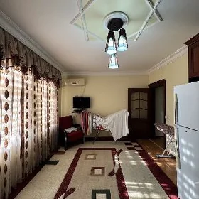 3 ком 9/4 этаж 112 кв² Мир 6