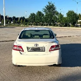 Toyota Camry 2010