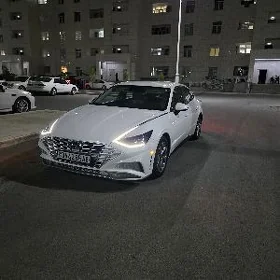Hyundai Sonata 2021