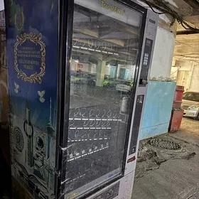 Haladilnik  vitrina pul atyp s