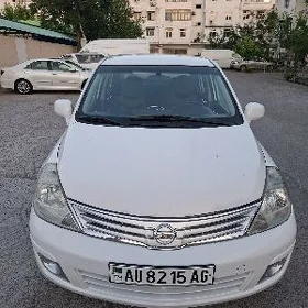 Nissan Versa 2010