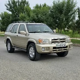 Nissan Pathfinder 2000