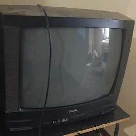telewizor