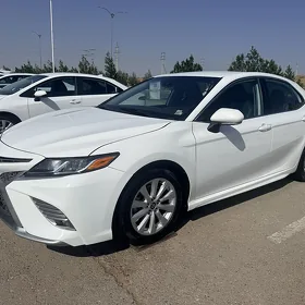 Toyota Camry 2020