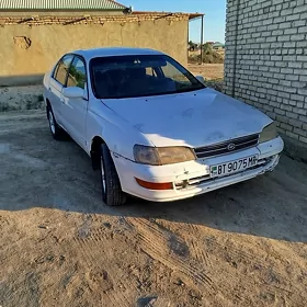 Toyota Corona 1993