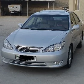 Toyota Camry 2004