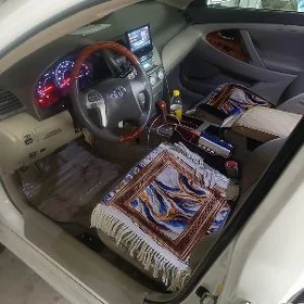 Toyota Camry 2011