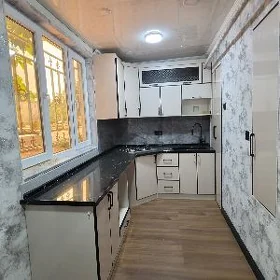 30 мкр 3 комнат СРОЧНО