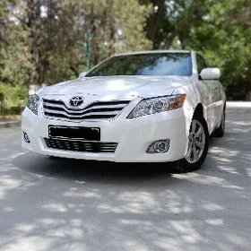 Toyota Camry 2010