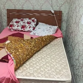 Spalny iki adamlyk