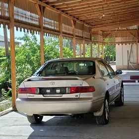 Toyota Camry 2000