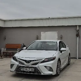 Toyota Camry 2020
