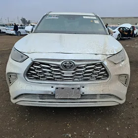 Toyota Highlander 2022