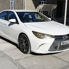 Toyota Camry 2016