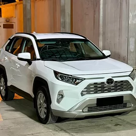 Toyota RAV4 2021