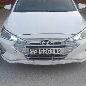 Hyundai Elantra 2019