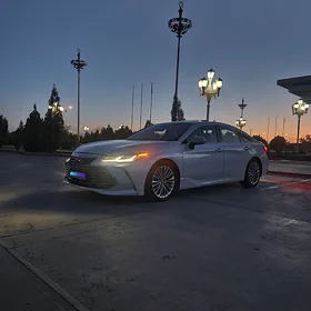 Toyota Avalon 2019
