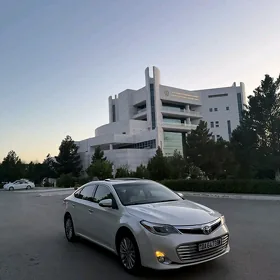 Toyota Avalon 2013