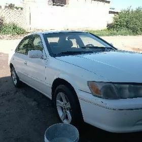 Toyota Camry 2000