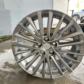 Lexus tigir