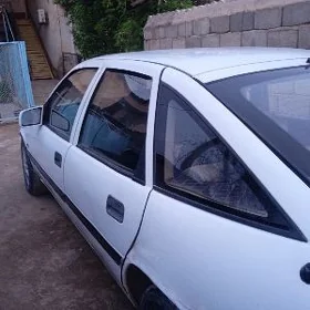 Opel Vectra 1993