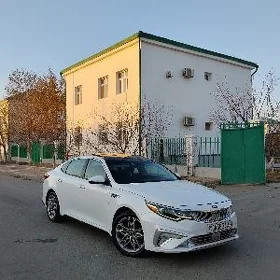 Kia Optima 2020