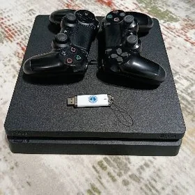 ps 4 ,slim