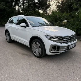Volkswagen Touareg 2025