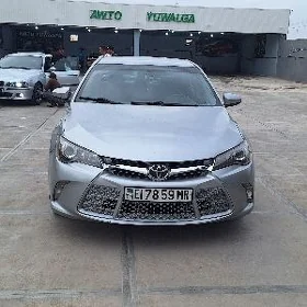 Toyota Camry 2016