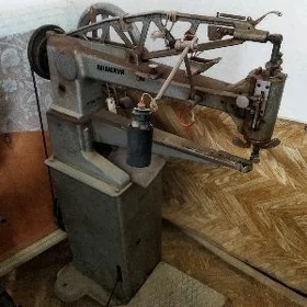 швейная машинка Минерва