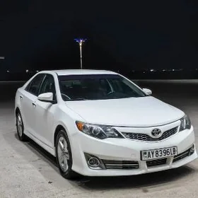 Toyota Camry 2013