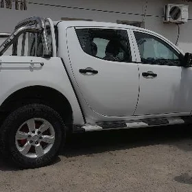 Mitsubishi L200 2007