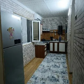 9мкр 2этаж 2 в 3 ком