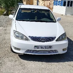 Toyota Camry 2004