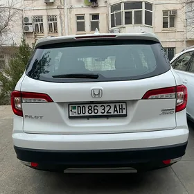 Honda Pilot 2021