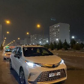 Toyota Sienna 2023