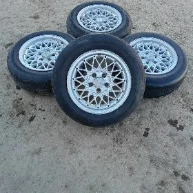 Opel  Omega  diska  15  lik
