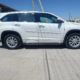 Toyota Highlander 2018