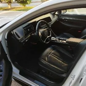Hyundai Sonata 2021