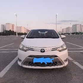 Toyota Yaris 2016