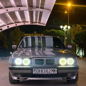 BMW 525 1990
