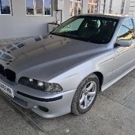 BMW E39 2000
