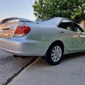 Toyota Camry 2005