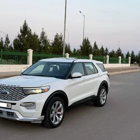 Ford Explorer 2021
