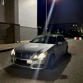 Mercedes-Benz E350 2009