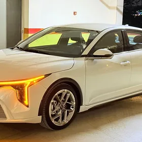 Kia K4 2025