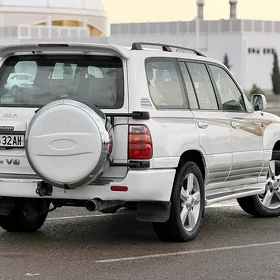 Toyota Land Cruiser 2000